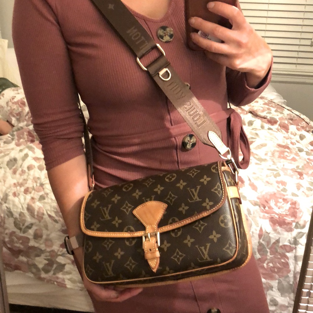 Louis Vuitton Monogram Sologne